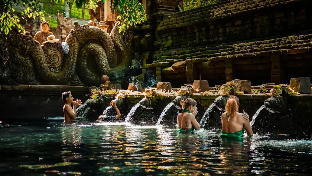 Pura Tirta Empul - Ubud Temple